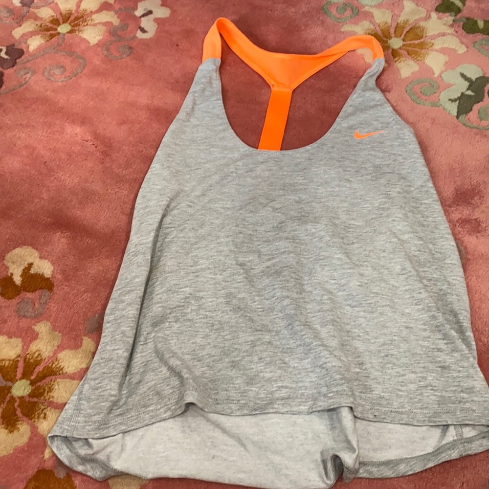 Nike workout tank